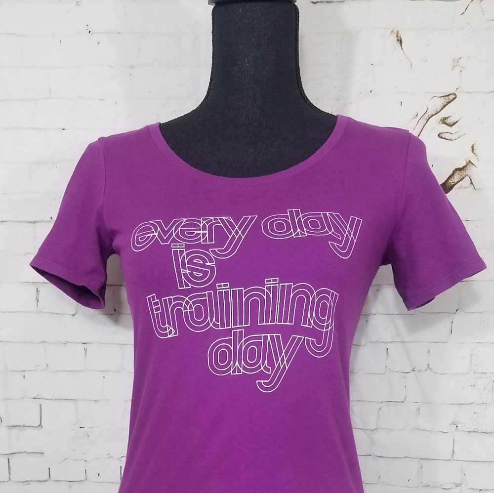 NIKE dri-fit tshirt
